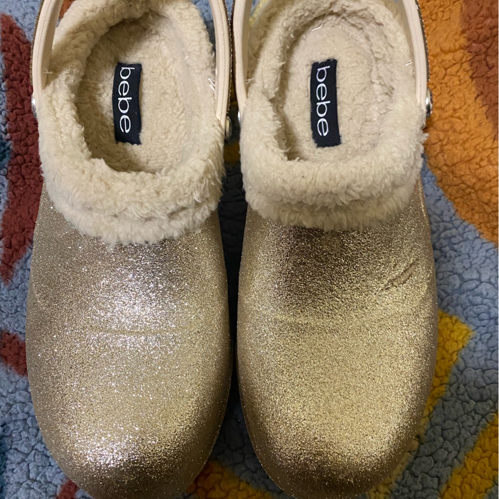 NEW Bebe Gold Glitter FUAX Shoes - Picture 3 of 6